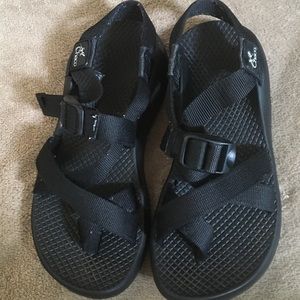 Chaco black sandals (5)